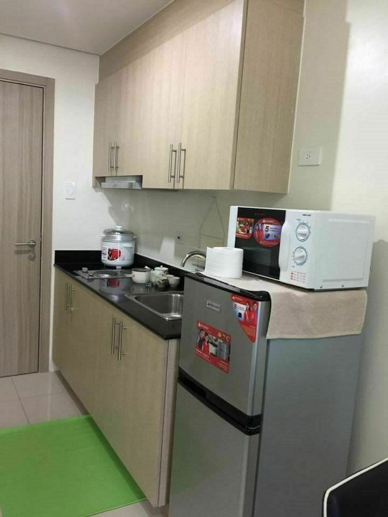 Seabreeze Residences At Breeze Residences Пасай Екстериор снимка