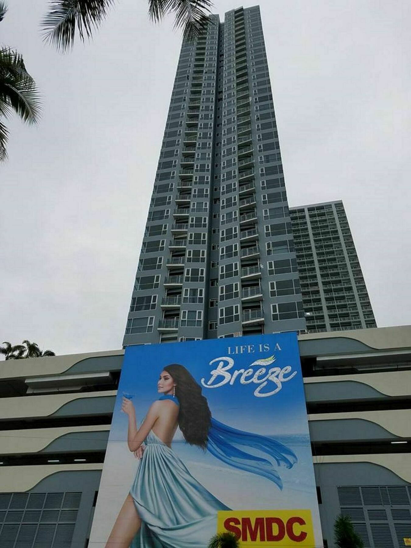 Seabreeze Residences At Breeze Residences Пасай Екстериор снимка